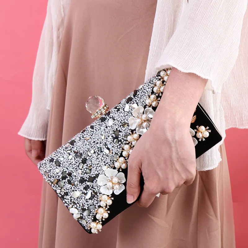 

Fashion Bags For Women 2019 Vintage Velvet Evening Clutch Bags Crystal Ladies Handbag Wedding Women Evening Shoulder Bags Bolsas