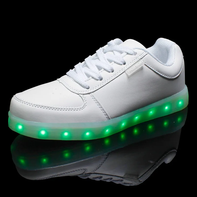 2016 Men Women LED Low Shoes for Adults White Black Glowing Light Up Shoes Flat Luminous Shoes