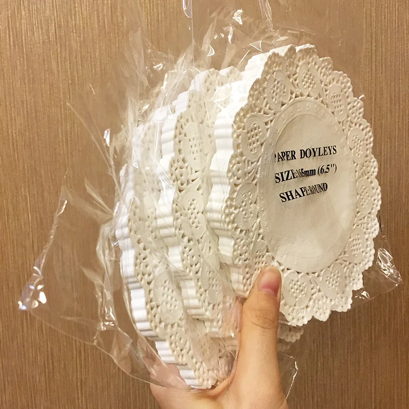 

100pcs/Set Printing Round Mousse Cake Mats Paper Cupcake Dessert Displays Tray Wedding Cake Pastry Decorating Bakeware 16.5cm