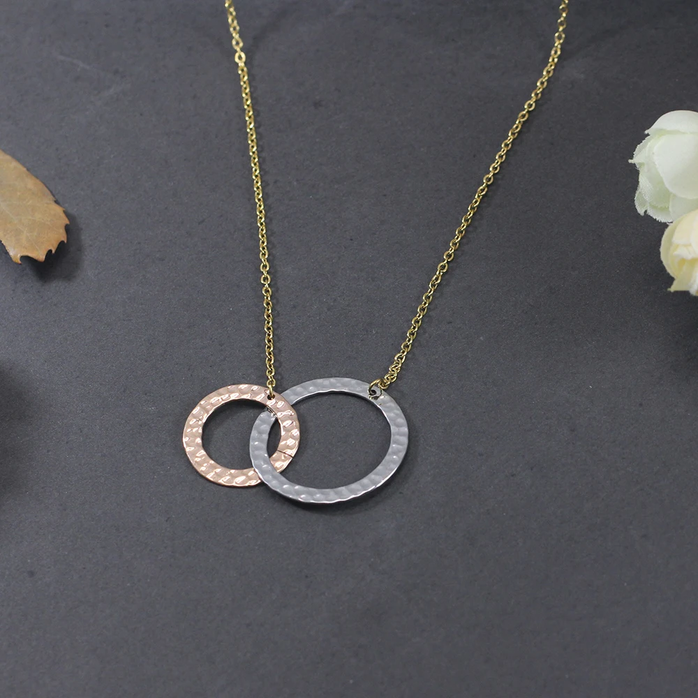 

Vintage Hammered disc necklace for women beating silver Pendant necklaces long chain round choker stainless steel initial collar