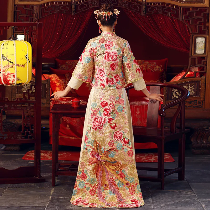 Китайское традиционное вышитое изделие для свадебного платья с драконом Фениксом Новое блестящее платье невесты с большим шлейфом Cheongsam Qipao