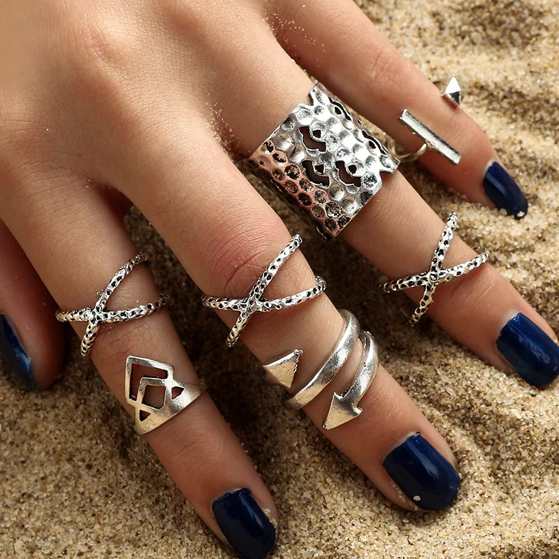 

Midi Finger Ring Set for Women Vintage Boho Elephant Fish Tail Knuckle Rings Green Stone Punk Party Jewelry Gift
