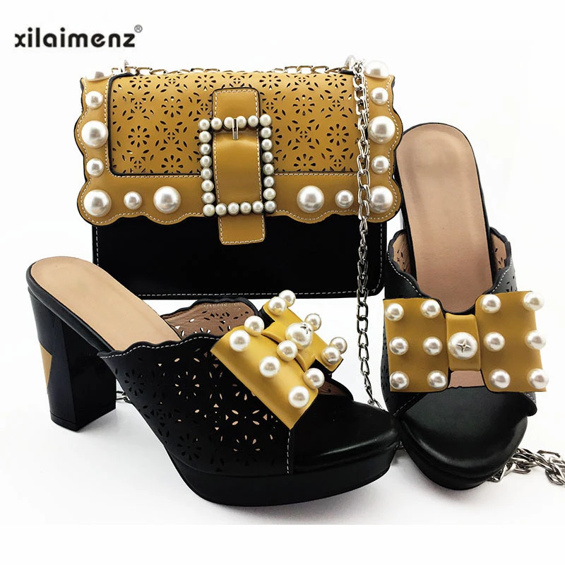 

New Arrival Italian Ladies Shoes and Bags To Match Set Decorated with Pearl Slio On Slipper and Bags To Match Elegant Party