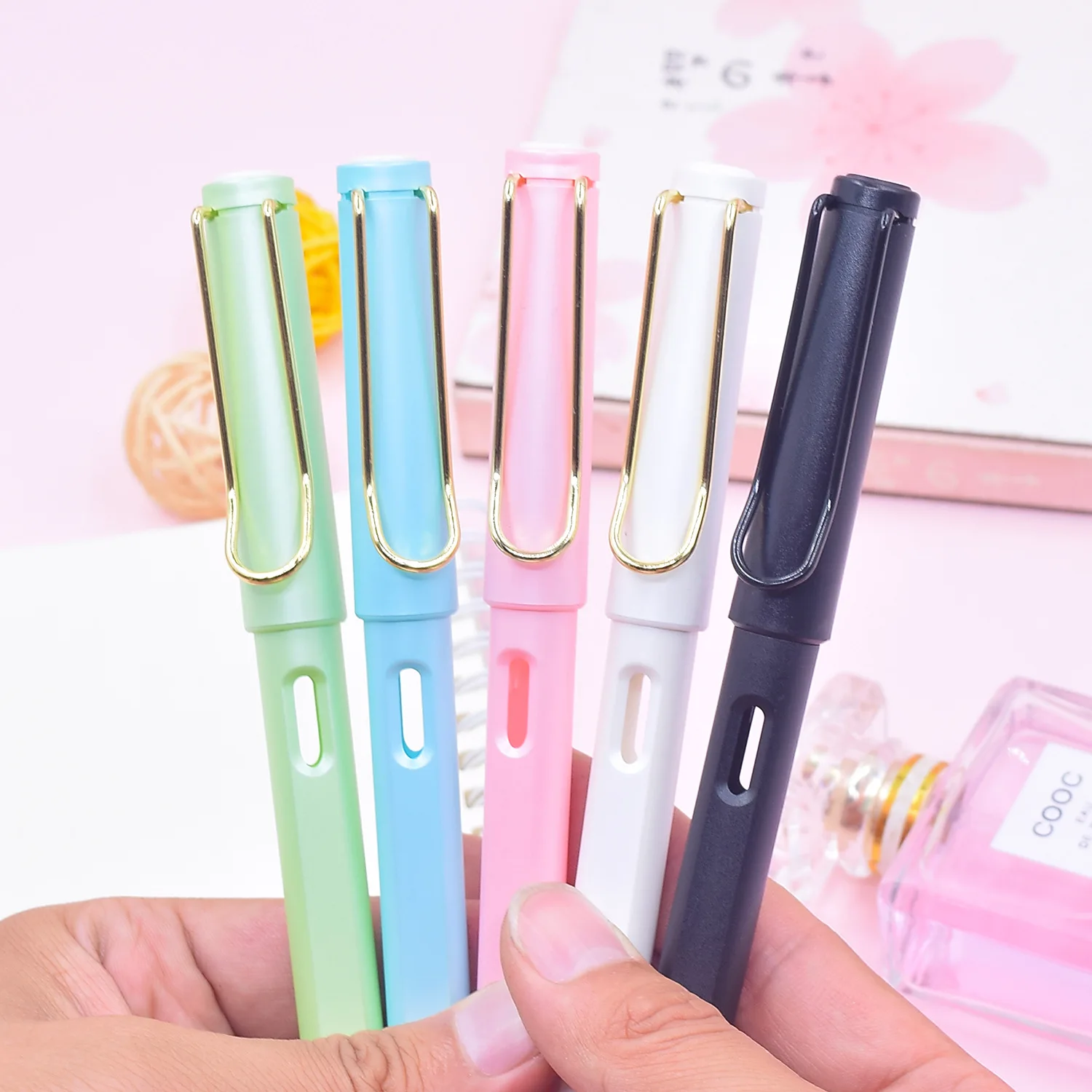 4pcs/set Cute Gel Pens Sakura powder mint green Pen Kawaii