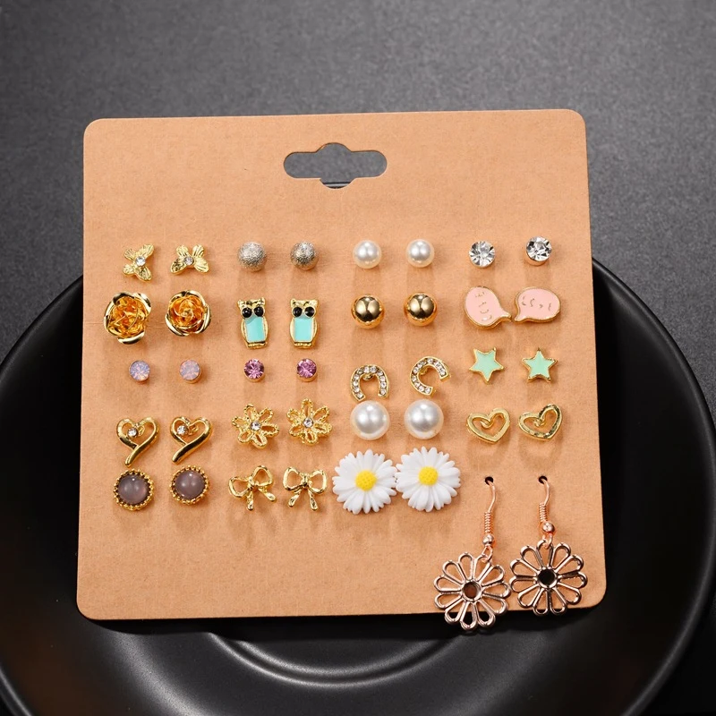 

20 Pairs Pack Set Brincos Mixed Stud Earrings For Women Crystal Ear Studs Fashion Simulated Pearl Jewelry Punk Style Hot Sale