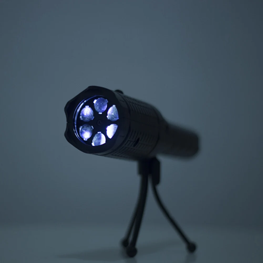 

Projection Light 4 Films Dynamic Christmas Pattern Fairy Projection LED Torch HVR88