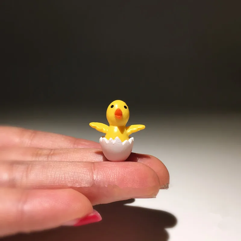 

10pieces/lot 1.8cm pvc mini The baby chicken toys Miniascape decoration Holiday gift Christmas gift Bonsai doll decorate