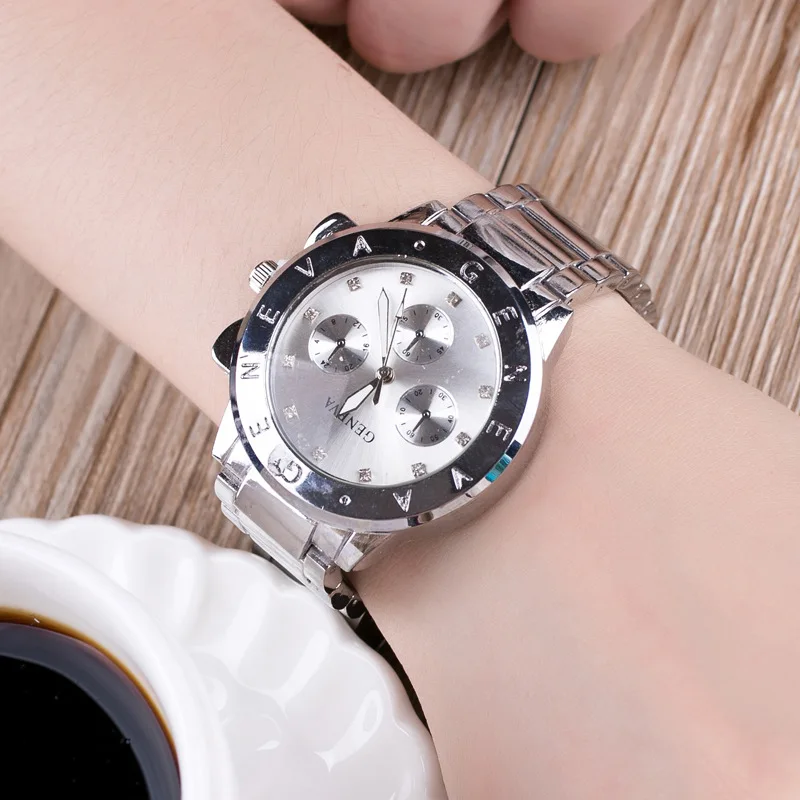 

High quality steel ladies watch watch simple Korean fashion watches a couple of thin strips of students