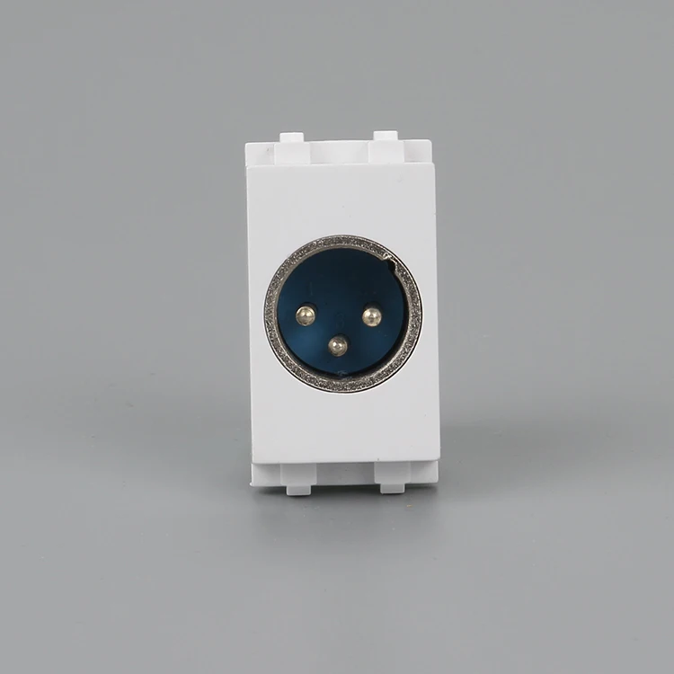 XLR free solder slot pic 2