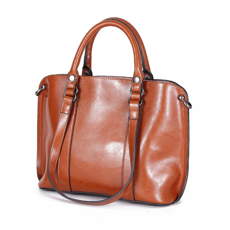 

Fashion ladies with new genuine leather bags in 2019 carry sloping single shoulder wax cowhide
