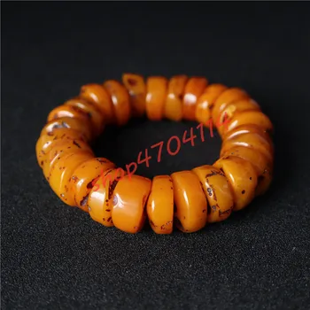 

Tibetan style, imitation chicken butter, honey wax hand string, resin production, exquisite handicraft jewelry