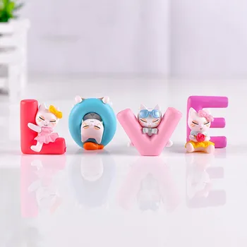 

4pcs/set Cute LOVE Cat Models Cartoon Anime Figure Micro Landscape Ornaments DIY Creative Crafts Materials Figma Gifts for Girl