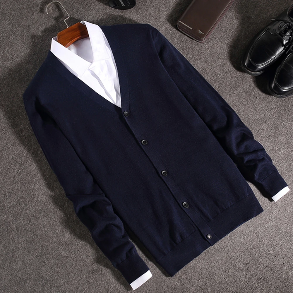 Осенний зимний мужской теплый свитер кардиган сплошной цвет v-образный вырез тонкий облегающий трикотаж