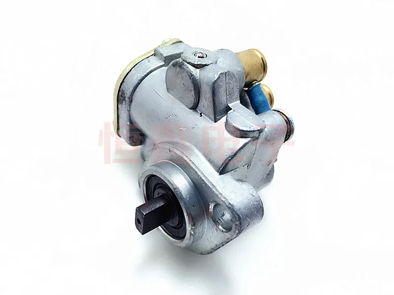 

Free shipping 2-stroke bicycle AG50 motorcycle accessories for Suzuki motorcycle parts AD50 oil pump assembly SJ50 oil pump 50cc
