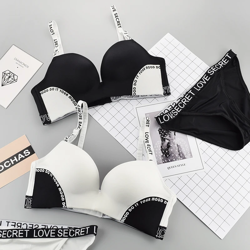 

Girl Sexy Lingerie Set Wireless Underwear Women Seamless Bra Set Soft Bra And Panties B Cup Bra Briefs/Take One Size Bigger