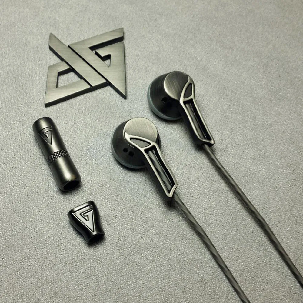 2016-Newest-AUGLAMOUR-RX-1-In-Ear-Earphone-Flat-Head-Plug-High-Quality-Full-Metal-Earbud (1)