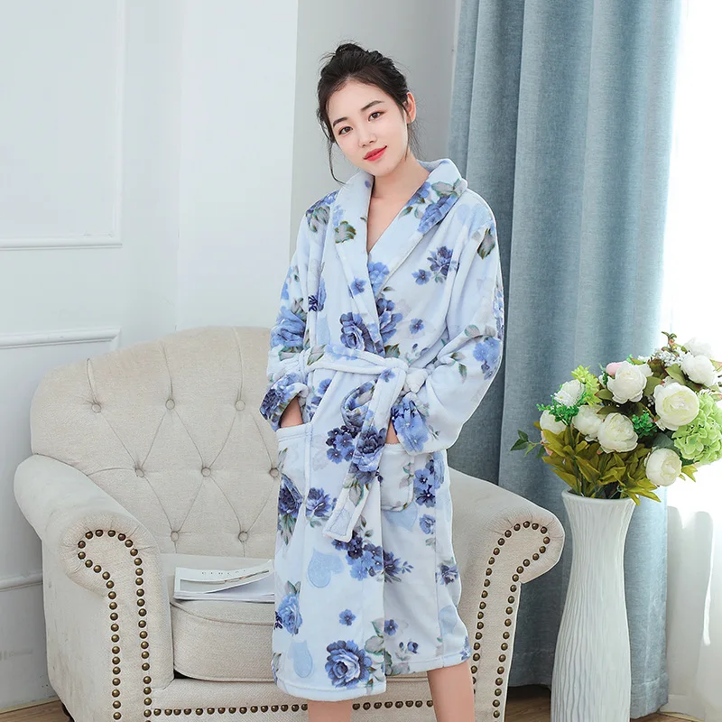 2018 Ladies Long Bathrobe Women Printing Flannel Kimono Bath Robe