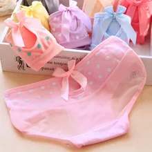 Девушка Серии 2016 candycolor шить кружевные трусики underwear женщин сексуальный полые полу-круг небольшие нагрудники трусики женские трусики