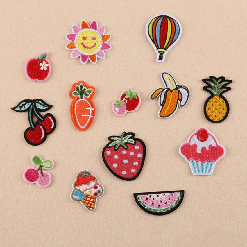 

New Arrival Food Banana Sun Pineapple Patch Embroidered Iron On Patches Applique Badge Cartoon Felt Stickers DIY Accessory A290