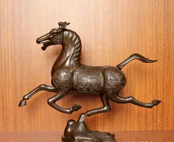 

Chinese Pure Bronze Copper famous LOVELY HORSE hoof Fly swallow Art Horse Statue