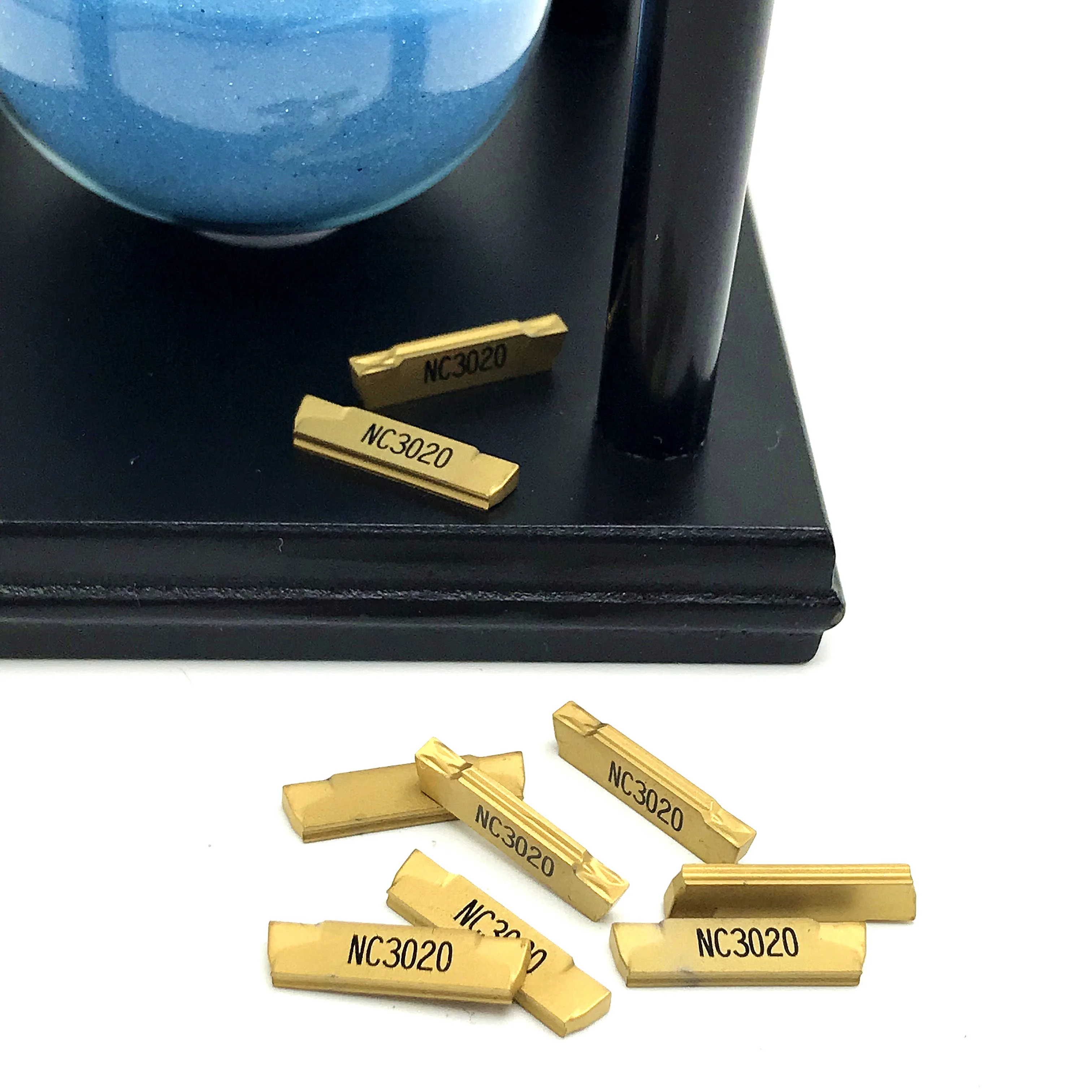 

MGMN200 G PC9030/NC3020/3030/ grooving carbide inserts mgmn200 lathe cutter turning tool Parting and grooving tool