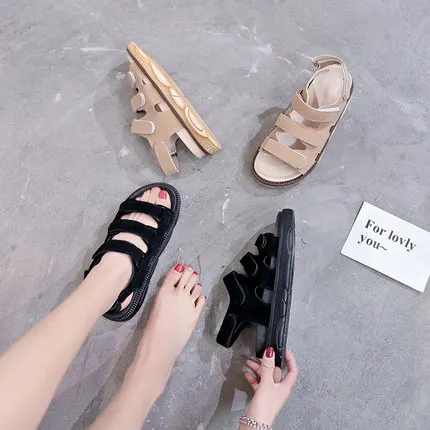 

2019 summer new sandals female Korean version of the beach shoes wild students thick-soled fairy wind Rome