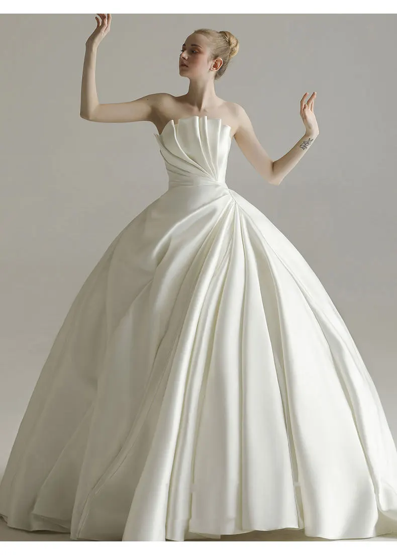 Hot Sale Court Train Wedding Dress 2020 Cheap Celebrity Strapless