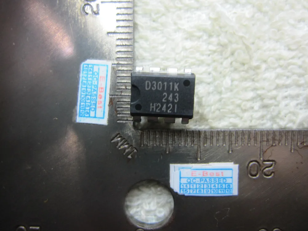 2PCS SANKEN D30IIK D3O11K D30I1K D301IK D3011K DIP8 IC Chip 