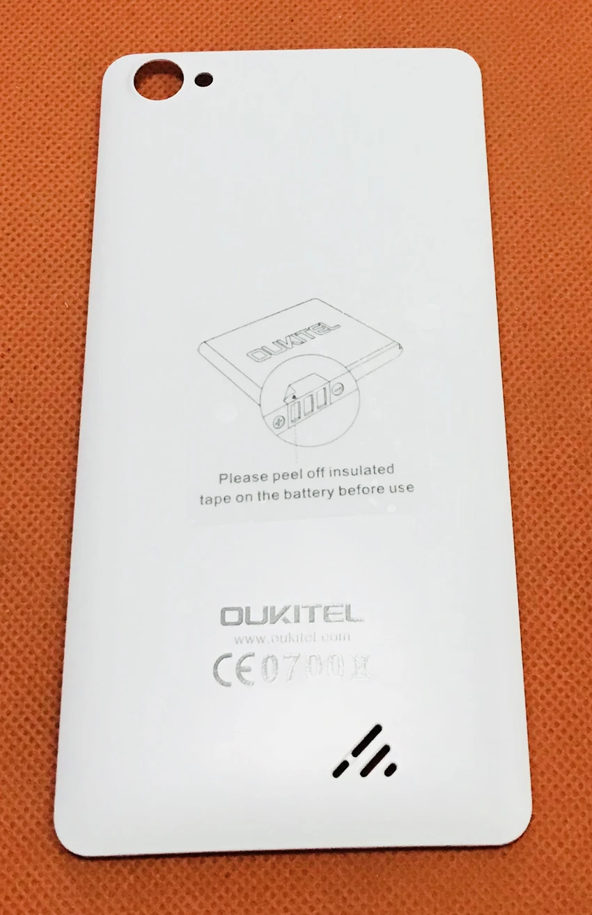 Используется оригинальный защитный чехол для аккумулятора OUKITEL C5 MTK6580