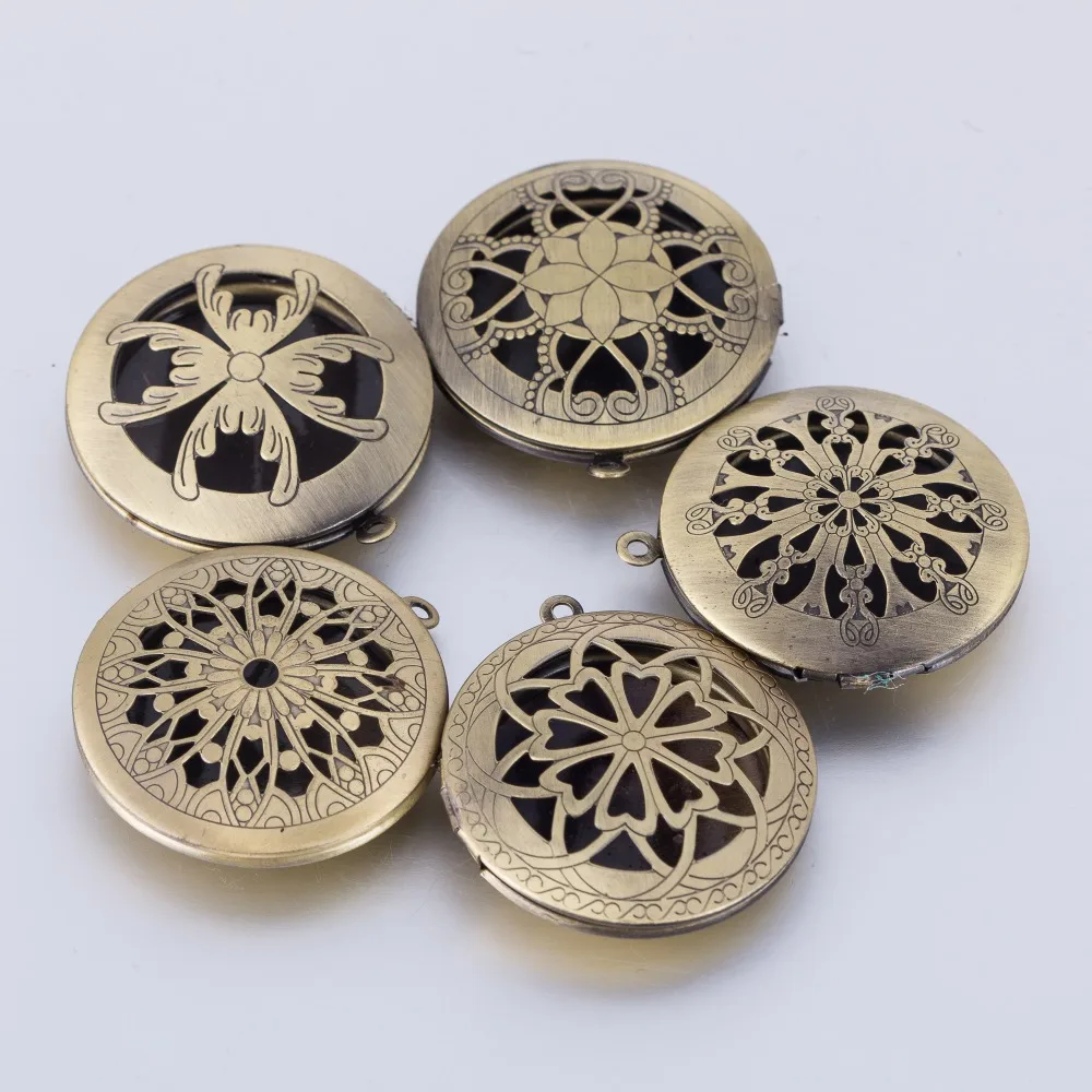 

5pcs Mix Antique Bronze Memory Photo Pendant Aromatherapy Lockets Essential Oil Lockets Diffuser For Perfume DIY Jewelry