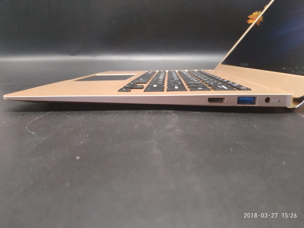 13 3 дюймов Intel Apollo Lake N3455 4 ядра 6 ГБ оперативная память 64 eMMC 1920x1080 P экран