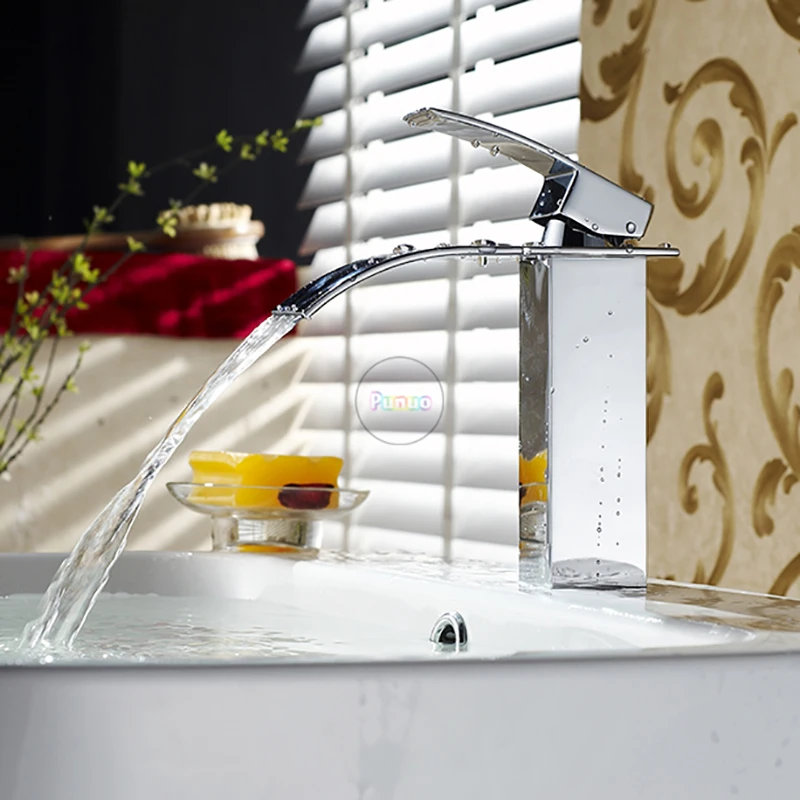 شلال حوض حمام مزخرف صنبور واحدة ليفر كروم النحاس الساخنة والباردة حوض غسل خلاط الصنابير Torneira شلال حوض حمام مزخرف صنبور واحدة ليفر كروم النحاس الساخنة والباردة حوض غسل خلاط الصنابير Torneira