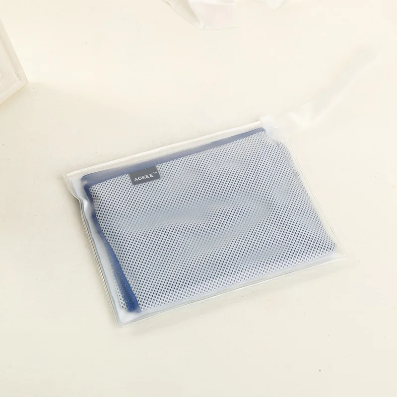 Быстросохнущее банное полотенце для рук, впитывающее микроволокно, купальные костюмы для кемпинга, полотенце для спорта путешествий с сумкой для переноски - Цвет: Синий