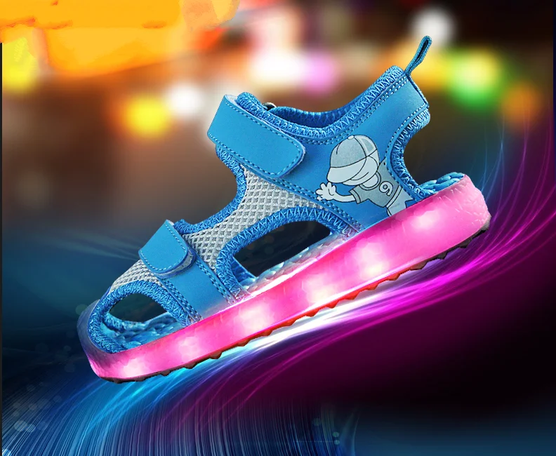 

Children LED Garden Shoe for Boys and Girls Fashion Soft Sole Summer Sandal Shoe Girls Sandals Boys Sandals Shoe