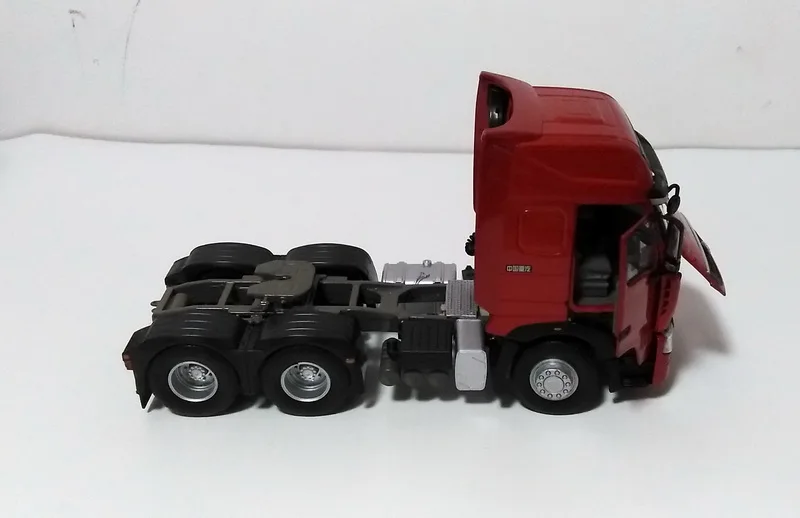 Коллекционная модель из сплава масштаб 1:36 SinoTruk HOWO T7H грузовик трактор трейлор