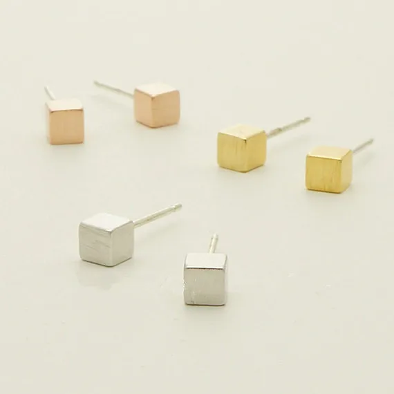 

Jisensp Women Square Earrings 2019 Gold Color 3D Cube Stud Earrings Origami Metal Geometric Earrings for Girls Minimalist Bijoux