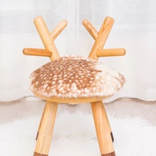 Твердая древесина мультфильм олень пятно, чем креативные милые животные стул со спинкой маленький круглый детский низкий стул Сменная обувь для дома