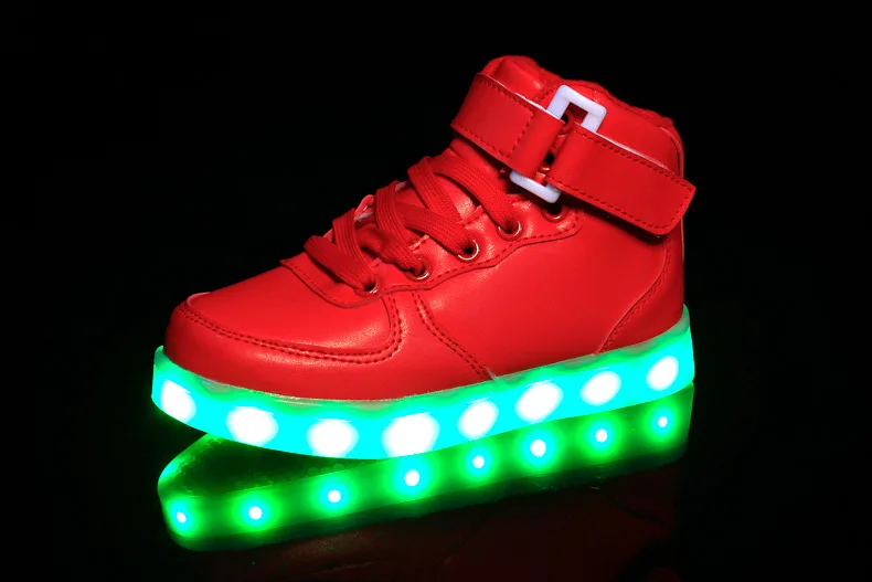Size 25-37 Children LED Shoes Baskets Boys Girls Glowing Luminous Sneakers with Light Sole Kids Light Up Sneakers LED Slippers