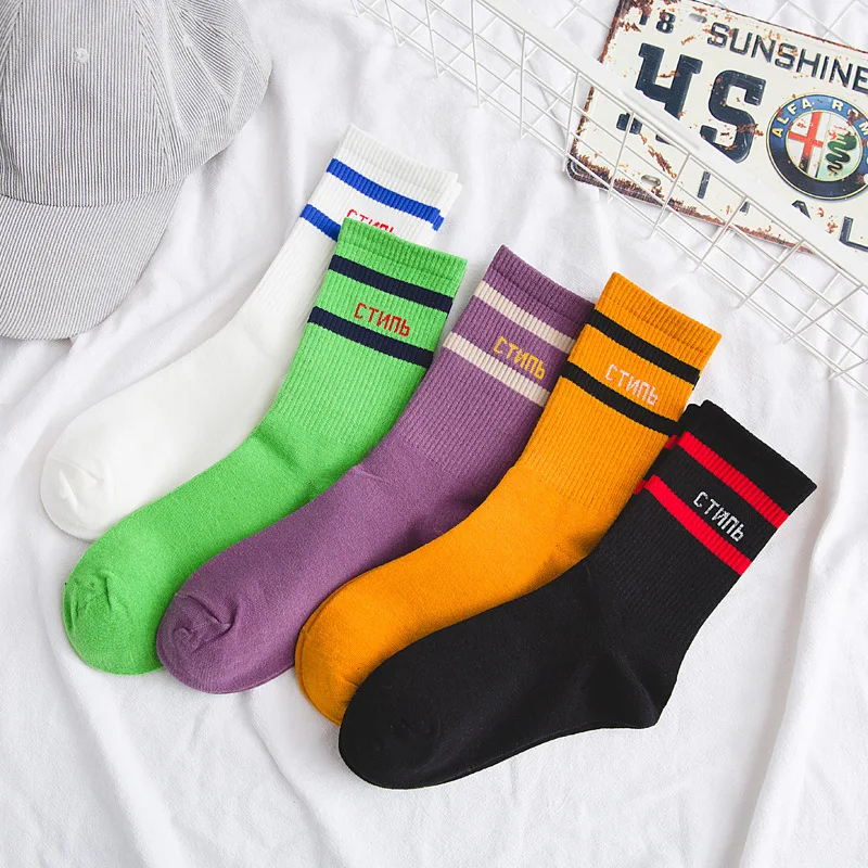 

Russian Women Girl Fashion 2019 Skateboard Sport Style Socks High Quality Women Fashion Winter Thick Warm Cotton Women Socks