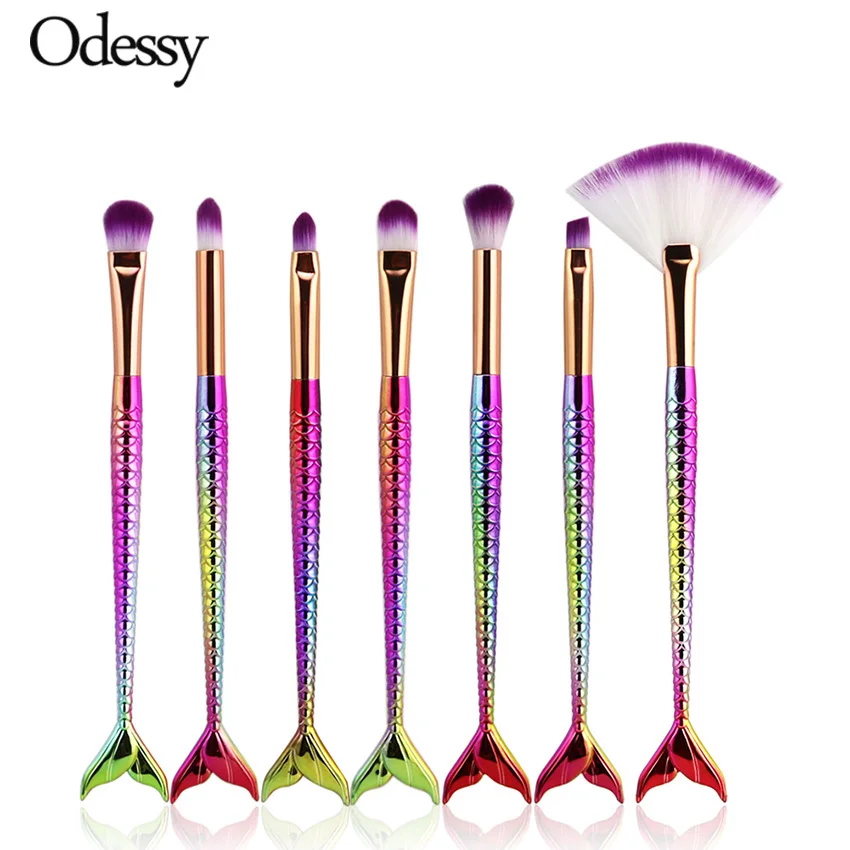 

7 PCS Mermaid Makeup Brushes Set Foudation Blending Eyeshadow Contour Concealer Blush Cosmetic Fan Shaped Makeup Brush Fishtail
