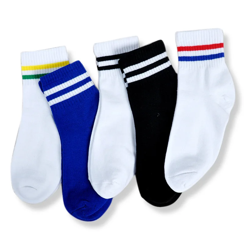 

Women Socks Two Bars Horizontal Stripes Solid White Black Sports Socks for Girls Cotton Warm Female Autumn Winter Ankle Socks