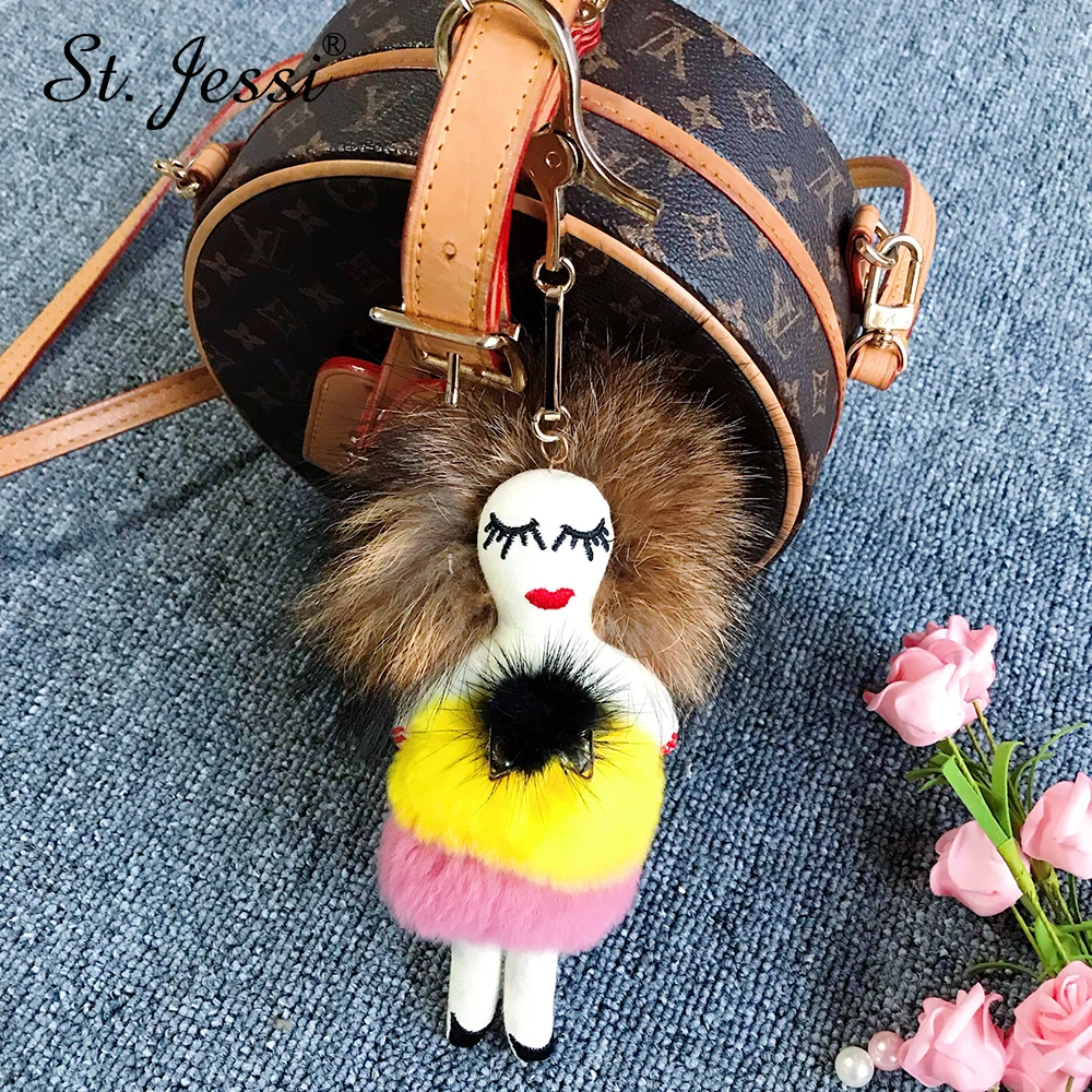 Modern Girl Grazy Women Real Rex Rabbit Fur Keychain Fluffy Doll Fur Pompon Bag Charm Keyring Luxury Car Key Pendant Accessories