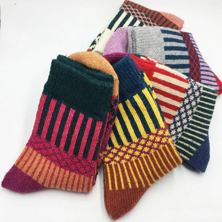 Носки для девочек крупной вязки в национальном стиле теплые носки в полоску с кроличьим мехом на осень и зиму