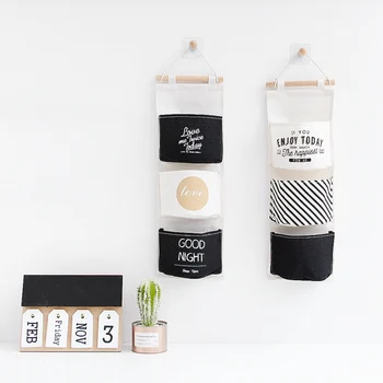 

Nordic Style Three-grids Cotton Linen Hanging Storage Bag Wall Mounted Wardrobe Hanging Bag Wall Pouch Cosmetic Toys Organizer