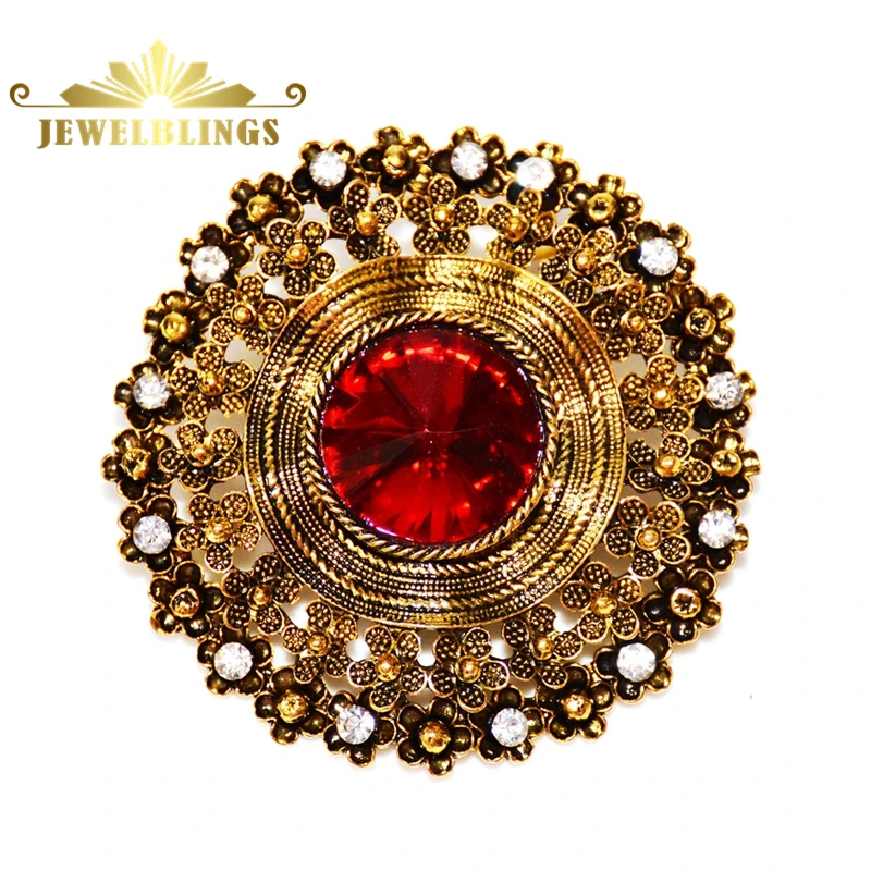 Round brooch on sale