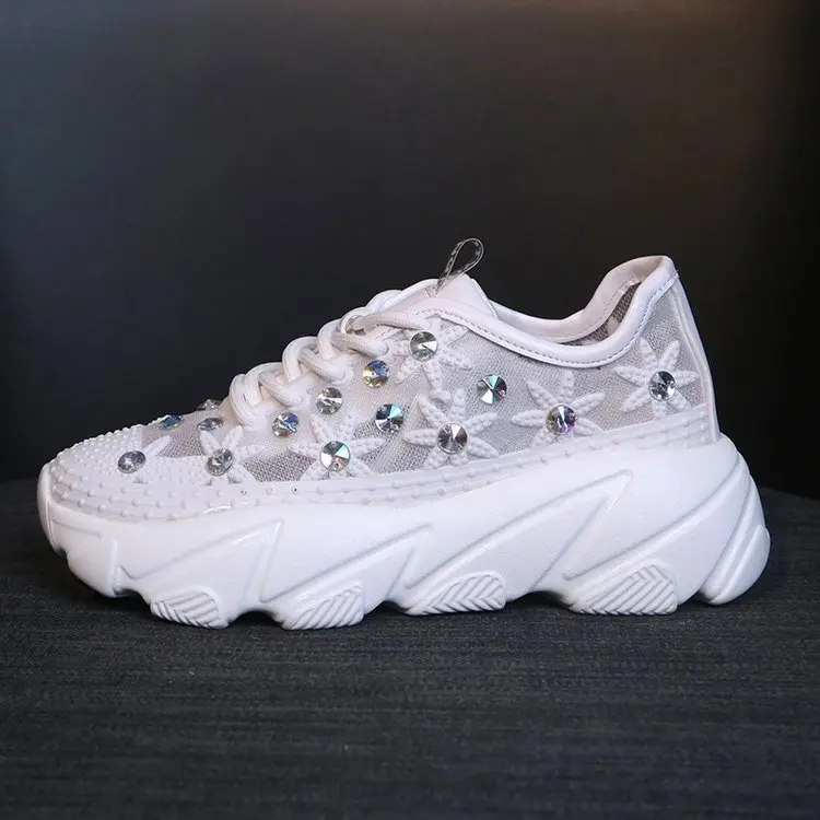 

Lace Vamp White Sneakers Woman Platform Crystal Shiny Sneakers Female Summer Breathable Trainers Dad Shoes Chaussures Femme