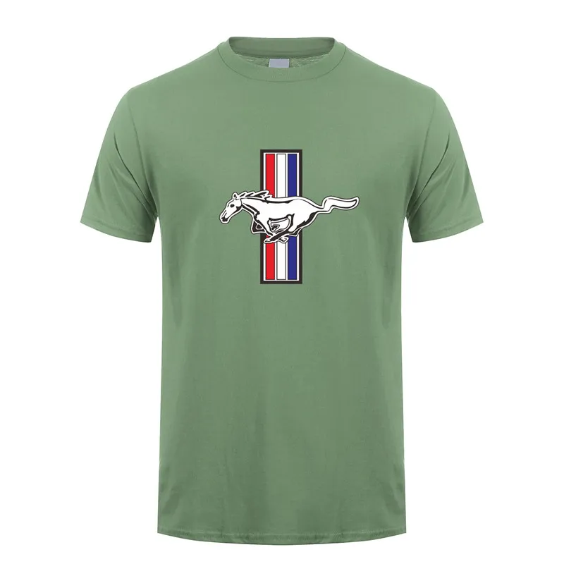 军绿色 Military green