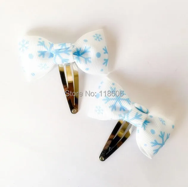 snowflake hairbow.jpg