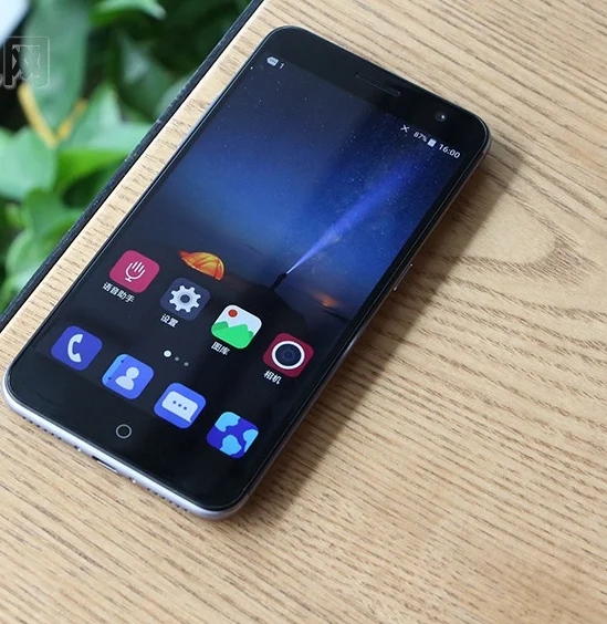 bilder für ZTE BV0701 MTK MT6753 Octa-core CPU 2 GB RAM 16 GB ROM 5,2 zoll 2.5D Bildschirm 1920*1080 Pixel 4G LTE Dual-sim-karte NO Google spielen bilder für ZTE BV0701 MTK MT6753 Octa-core CPU 2 GB RAM 16 GB ROM 5,2 zoll 2.5D Bildschirm 1920*1080 Pixel 4G LTE Dual-sim-karte NO Google spielen