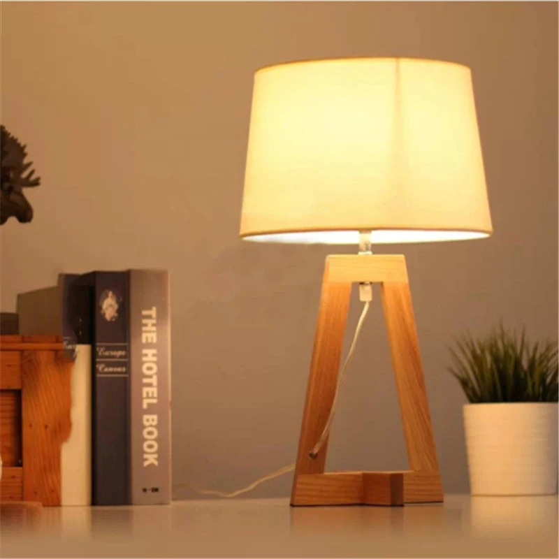 Simple Creative Personality Loft Nordic Wood Bedroom Reading Table Lamp